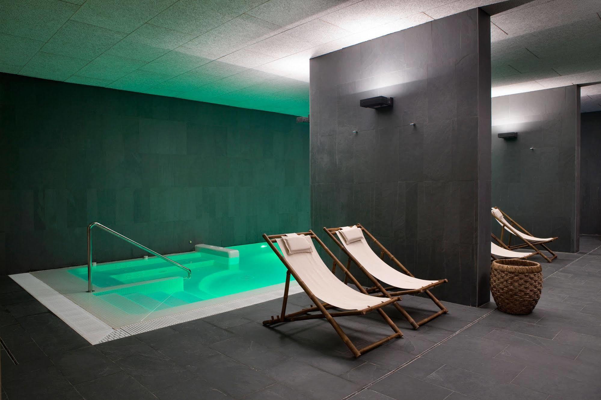 Hotel-Bodega Finca De Los Arandinos Энтрена Удобства фото